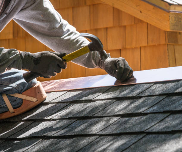 Best Flat Roof Repair Services  in Escanaba, MI